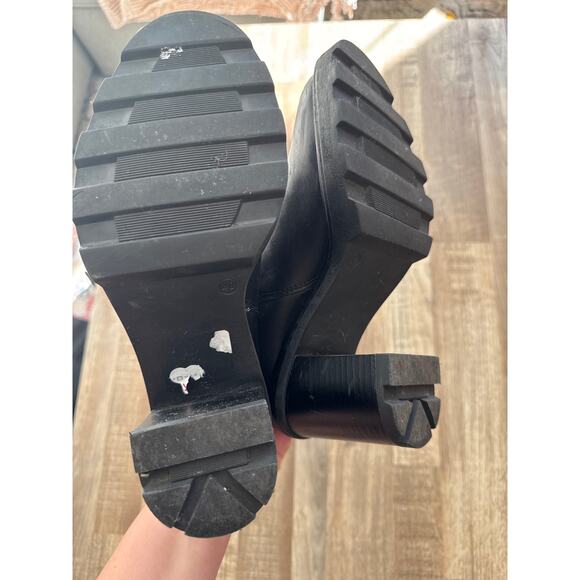 Women's Saks Fifth Avenue Lugsole Chunky Platform Heeled Boots size 40 Grunge - Picture 3 of 5